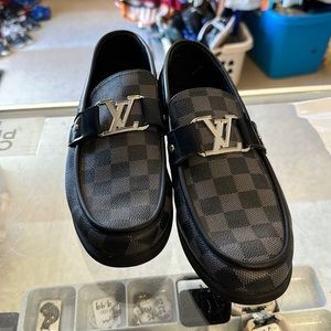LV LOAFERS
